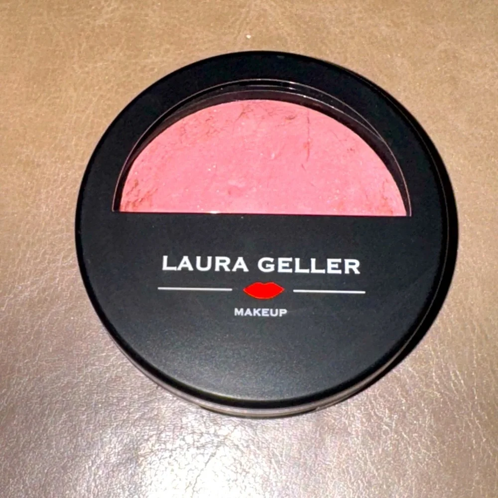 Laura Geller Blush in Roseberry